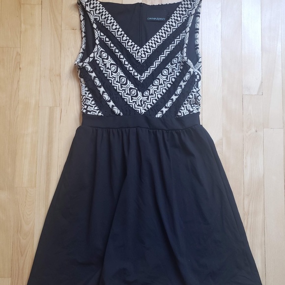 Cynthia Rowley Dress - Picture 2 of 9